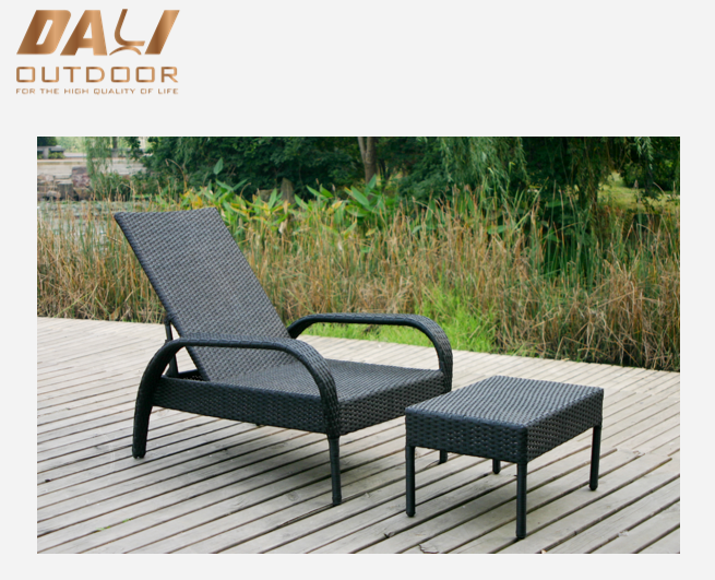Kerusi Lounge Set Rotan Rotan Luaran Direka