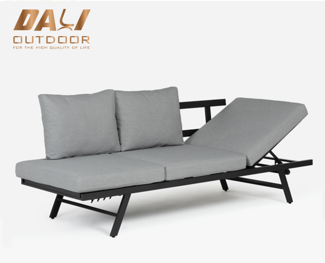 Lounge Luaran Berbingkai Aluminium berfungsi dengan Kusyen Tersuai